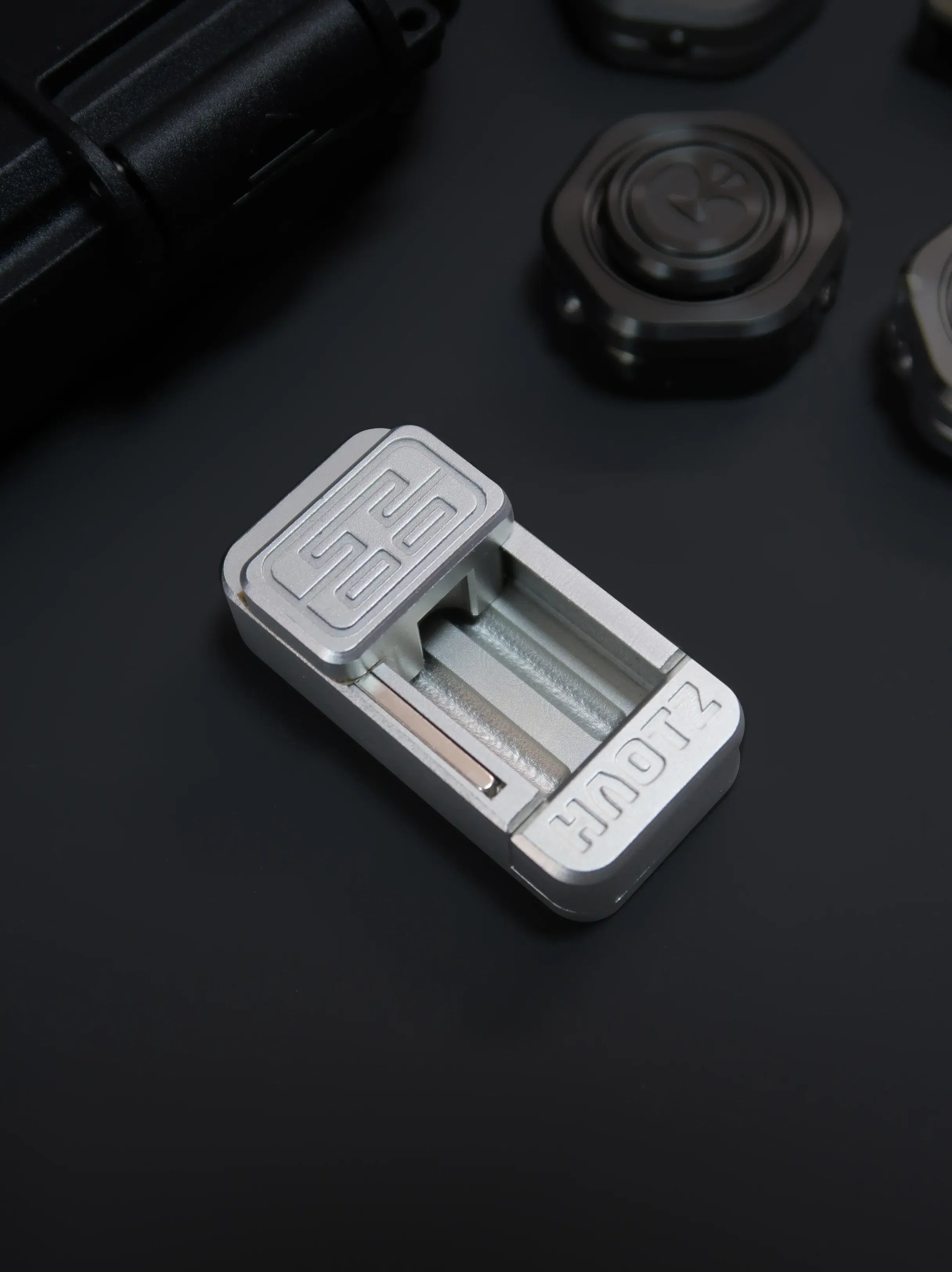 RelixRot Metal SoundStorm Mouse – EDC Fidget with Attitude